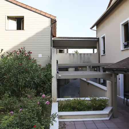 Lägenhetshotell La Ferme Des Barmonts 3*