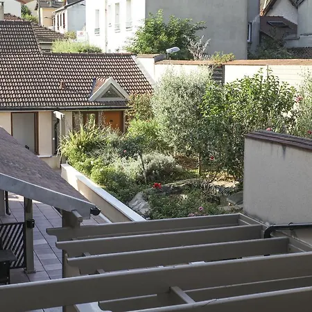 La Ferme Des Barmonts Apartmanhotel Villejuif